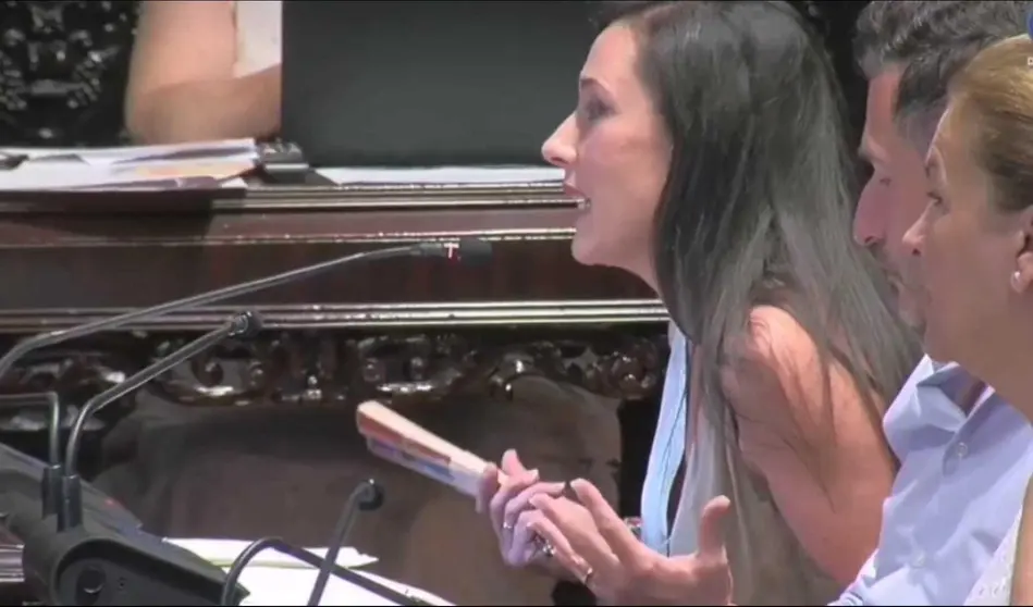 Roc&iacute;o durante el pleno organizativo