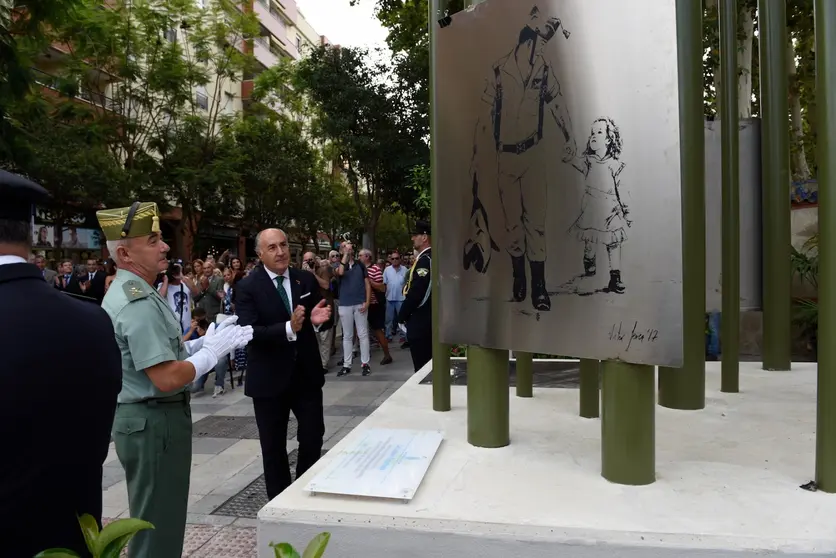 Monumento a la Legi&oacute;n