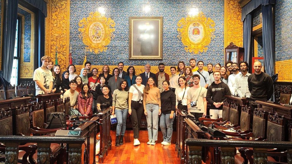 Grupo de estudiantes de Milán