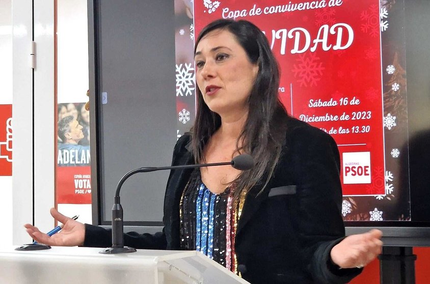 Rocío Arrabal en la sede socialista de Algeciras