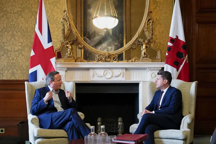 Picardo dialoga con David Cameron