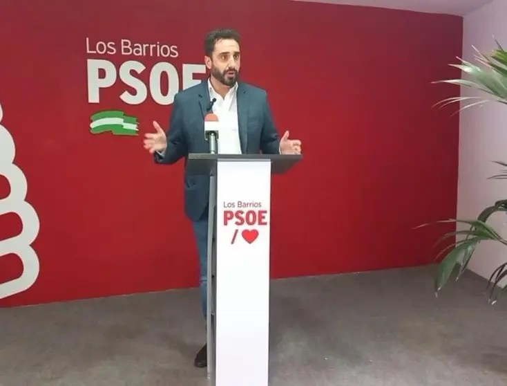 Daniel Perea, en la sede del PSOE barre&ntilde;o