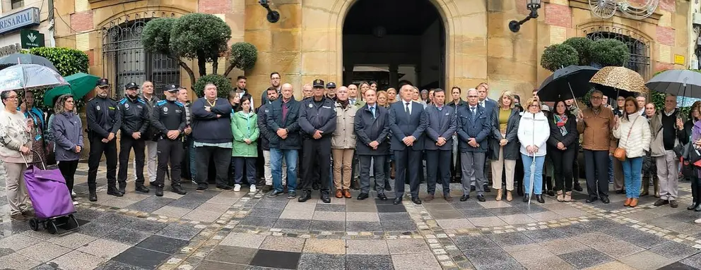 Minuto de silencio por las v&iacute;ctimas de la DANA en Espa&ntilde;a