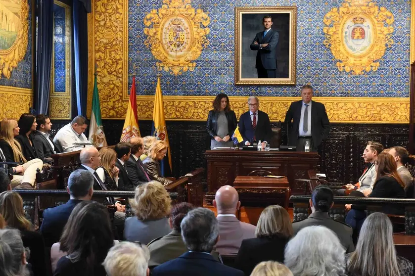 Acto institucional 25N