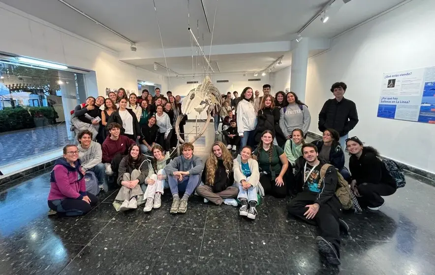 Visita de alumnos universitarios a 'Galadriel'