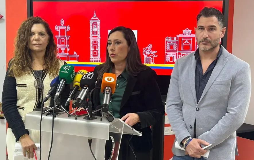 Arrabal en rueda de prensa