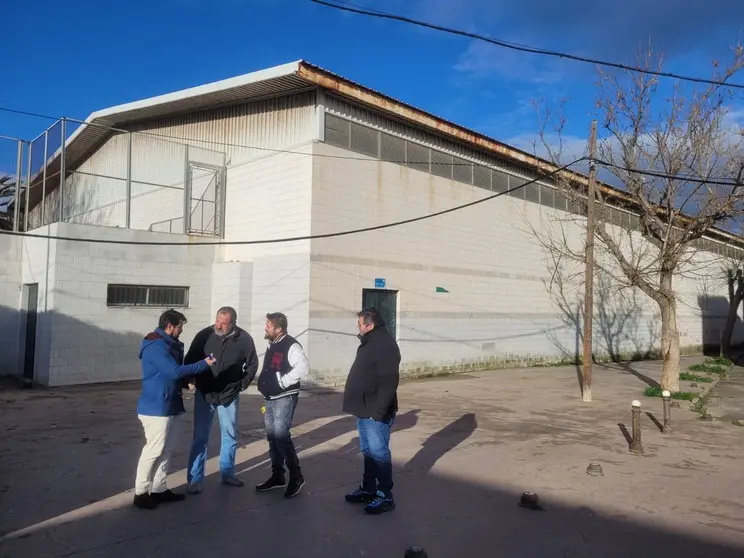 Trabajos en el pabell&oacute;n de La Pi&ntilde;era