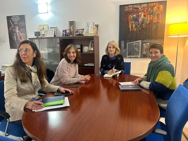 Reuni&oacute;n para la organizaci&oacute;n de 'Canduleando'