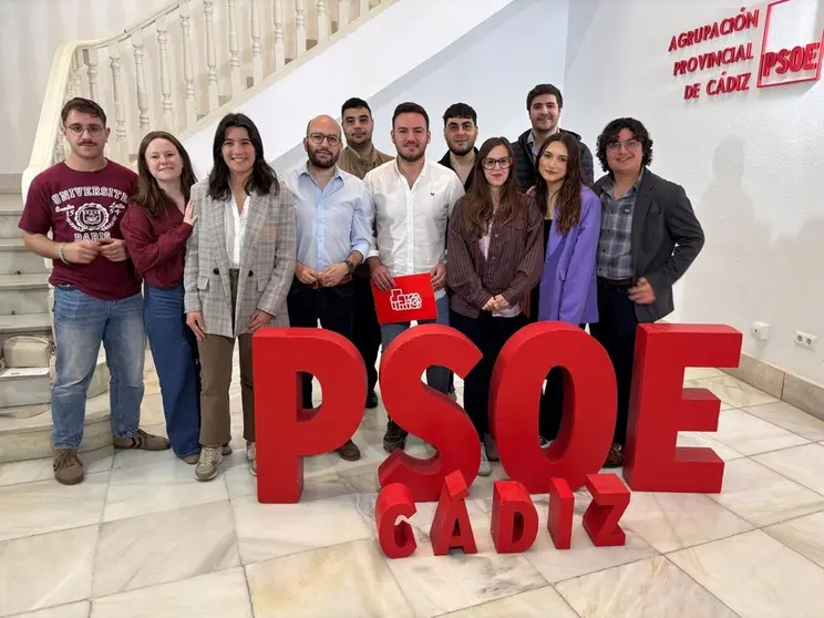 Imagen grupal de Juventudes Socialistas en la provincia de C&aacute;diz. - PSOE C&Aacute;DIZ