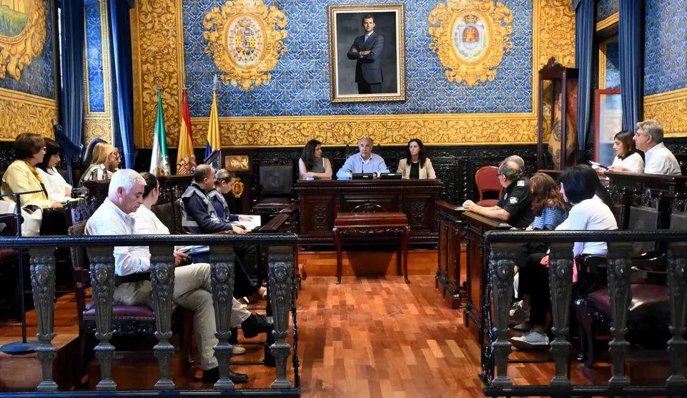 Reuni&oacute;n barrio de La Caridad
