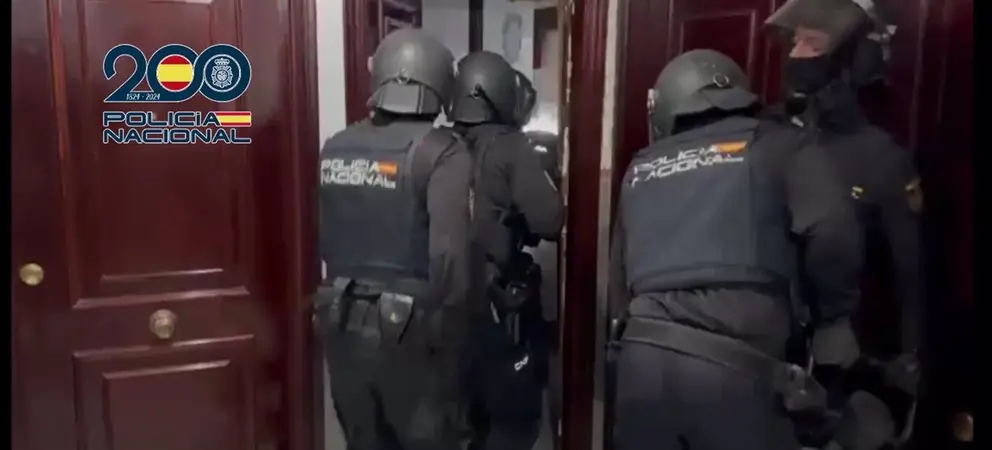 &nbsp;Detenidas 16 personas acusadas de pertenecer a un grupo criminal que estaf&oacute; m&aacute;s de 480.000 euros mediante vishing