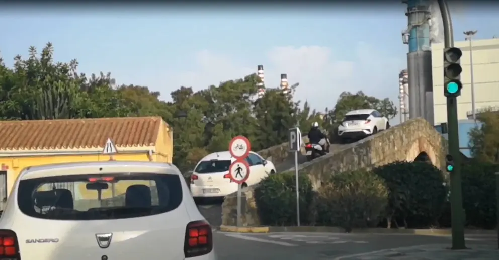 Retenciones en el puente romano