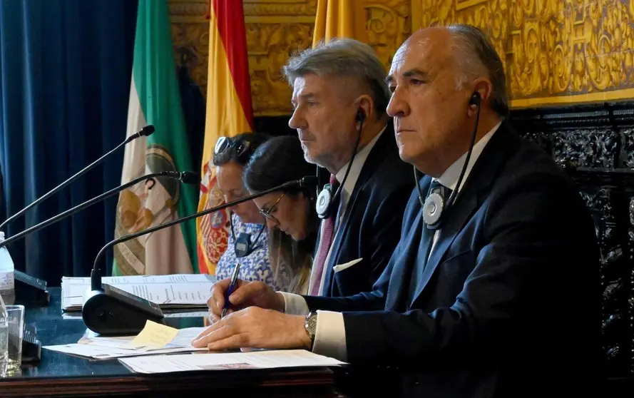 Visita de los europarlamentarios al Ayuntamiento de Algeciras