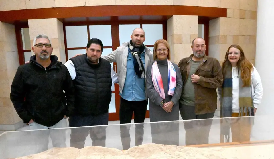 Presentaci&oacute;n del pregonero y del Dios Momo