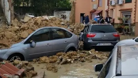 Las lluvias ca&iacute;das han dejado mas de un centenar de incidencias en la comarca, sobre todo en Los Barrios y San Roque (6)