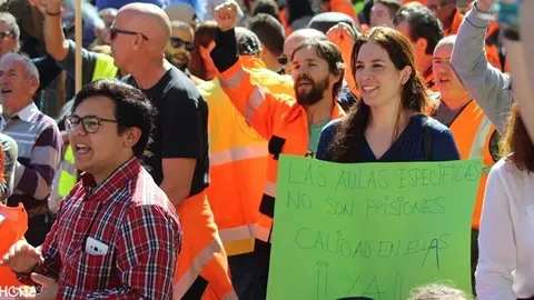 Protestas por la Educaci&oacute;n P&uacute;blica en Algeciras (5)