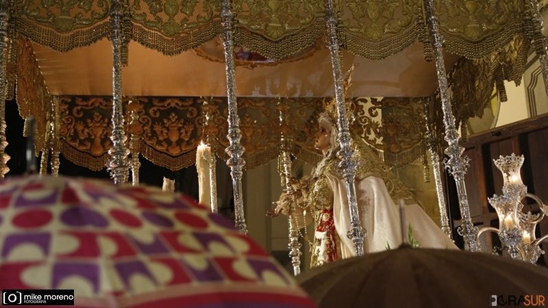 Las Lágrimas camino de la Capilla por culpa de la lluvia