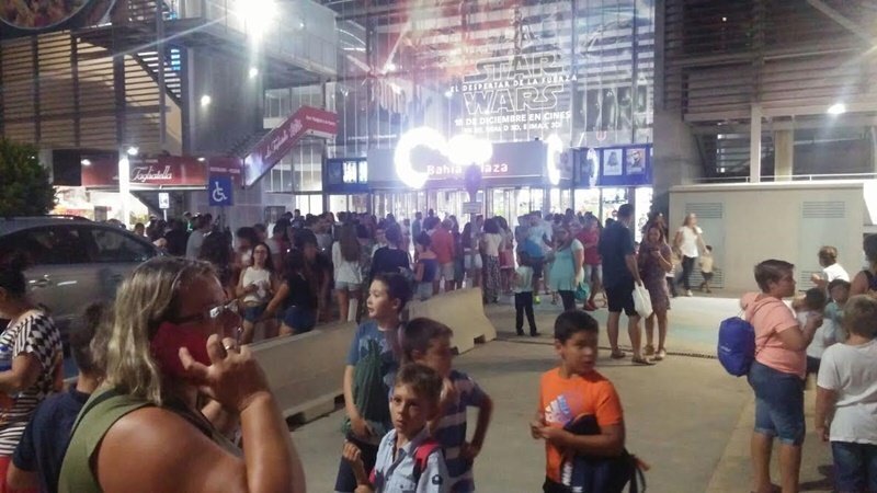 Desalojo Cines1