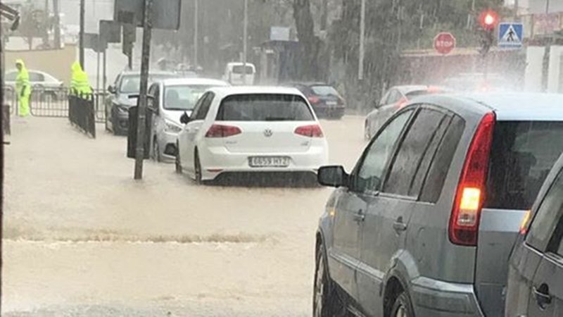 Inundaciones en Rinconcillo1 Abr2017