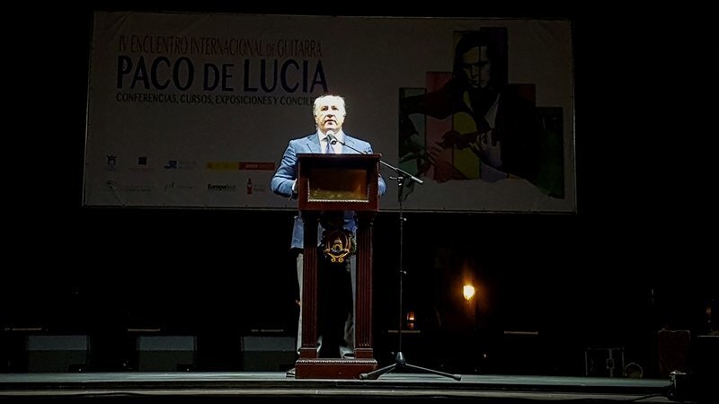 INAUGURACiON ENCUENTRO PACO DE LUCÍA