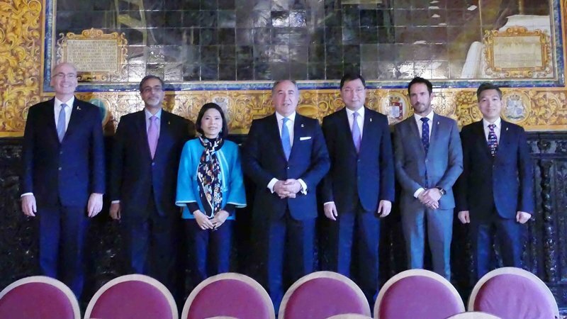 EMBAJADORES