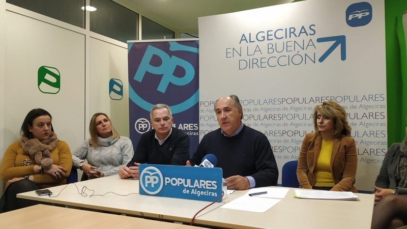 Landaluce y miembros del PP en rueda de prensa