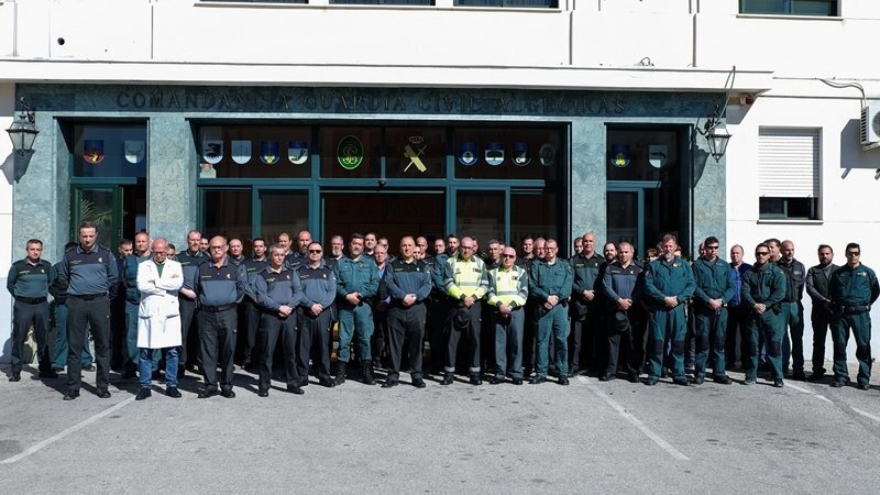 La Comandancia de la Guardia Civil guarda un minuto de silencio en el aniversario del 11M