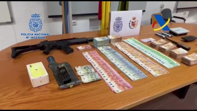 Material decomisado en la Operación Jaimito contra el blanqueo